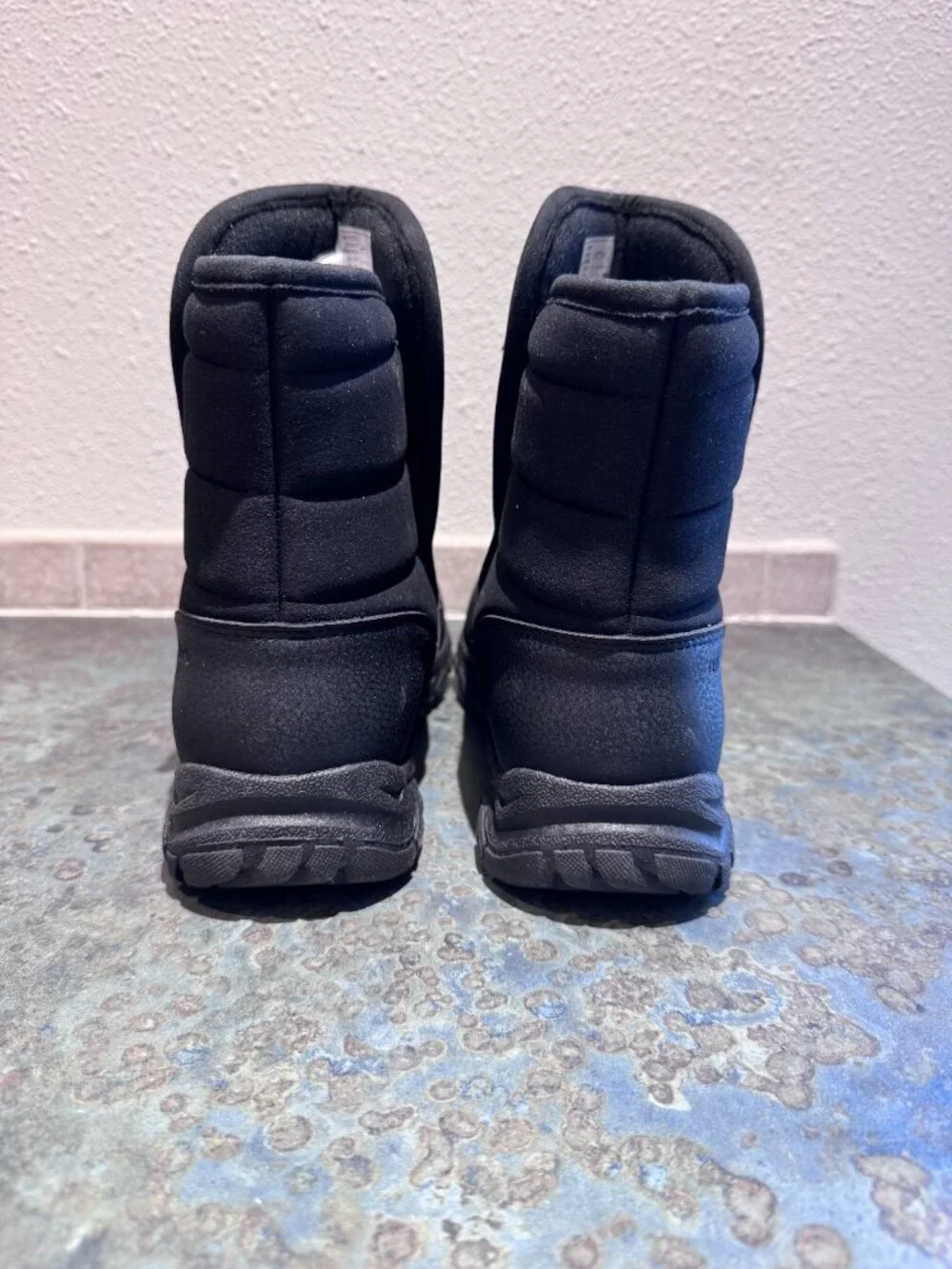 Lands End Black Expedition Waterproof Puffer Slip On Snow Boots - 9.5W